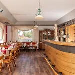 Gaestehaus Angerer 雷特温克尔